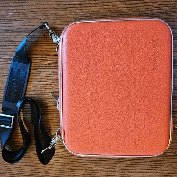 Bombata Tablet Case with Strap - Picture 1 of 10
